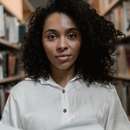 Local Librarian 📚 to let her hair down with a Detroit woman 🔥